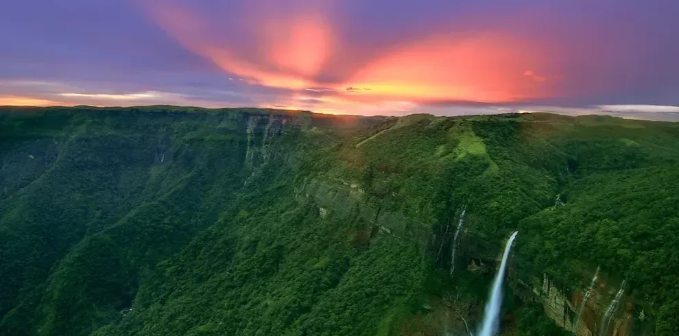Book Now and See Nohkalikai Falls During NorthEast India Honeymoon Package