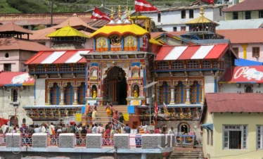 Badrinath Temple - 4 Dham Yatra