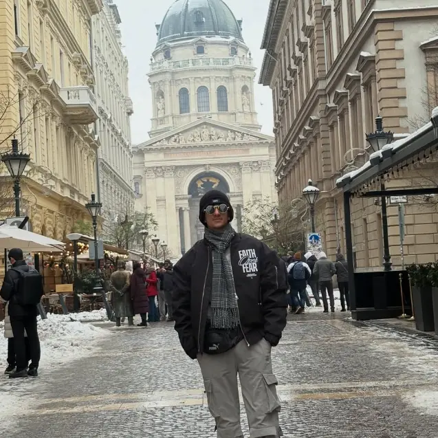 Book Your Solo Trip with WanderOnClick