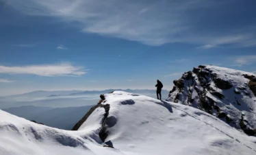 Enjoy the Chopta Tour Package with 3 Days and 2 Nights in Himalayas