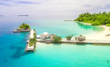 book your honeymoon trip to maldives