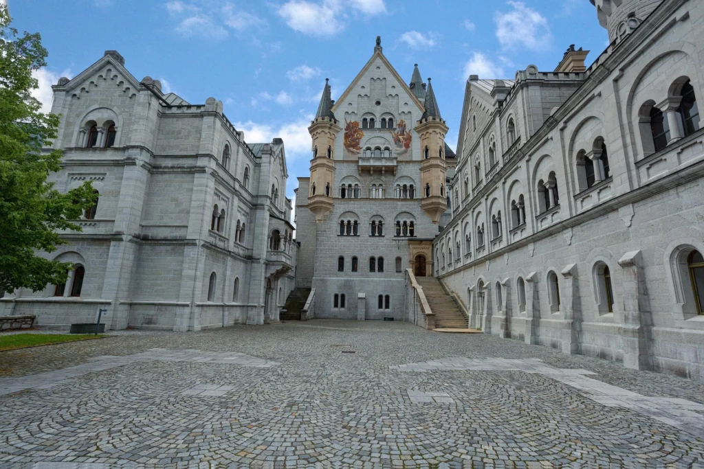 Plan your trip to Neuschwanstein Castle