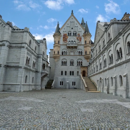Plan your trip to Neuschwanstein Castle